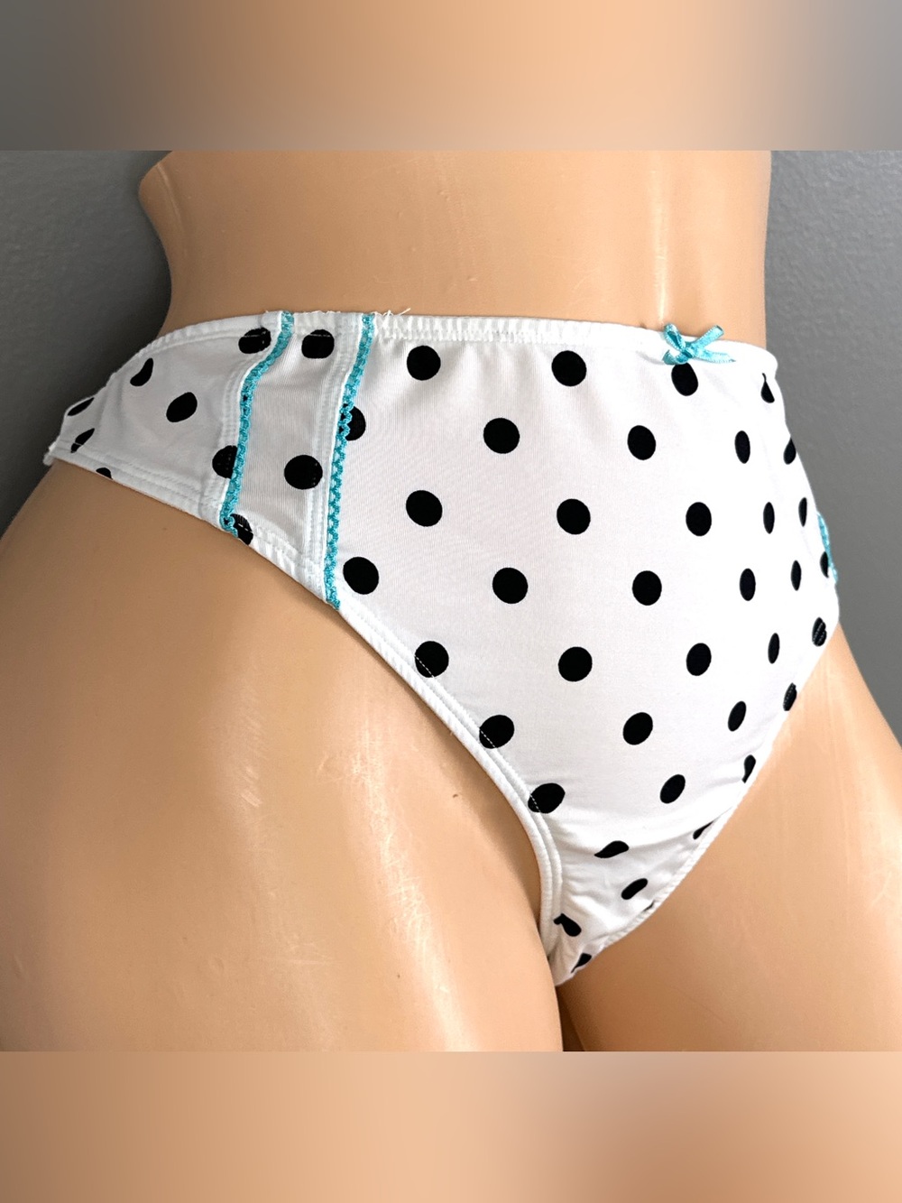 Vintage Y2K Cacique White Polka Dot Thong Panty 18/20 Black Dots Turquoise Trim